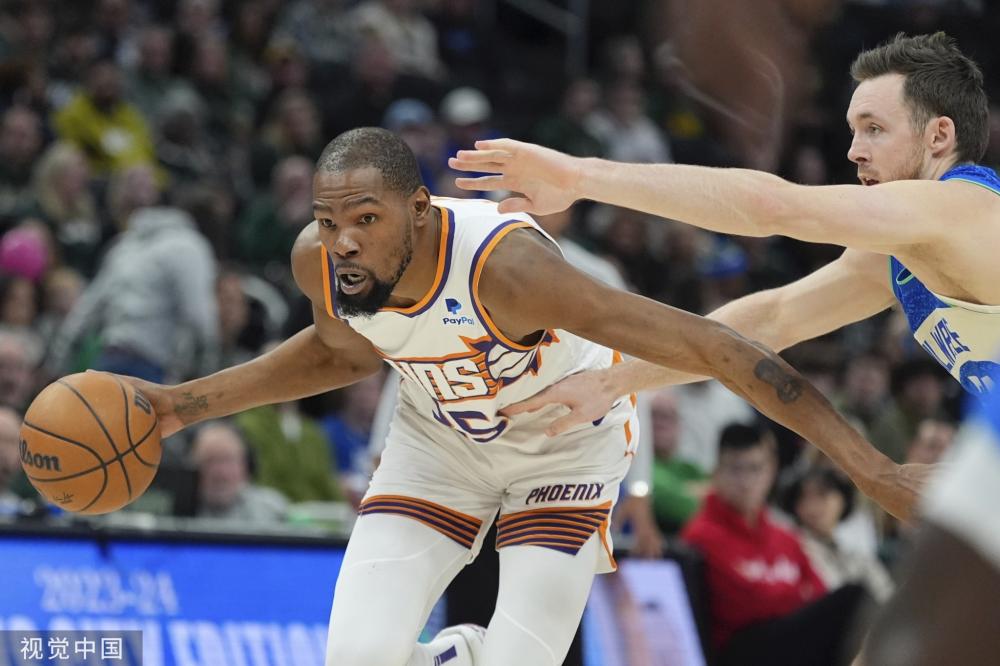 篮球迷们留 篮球迷们留