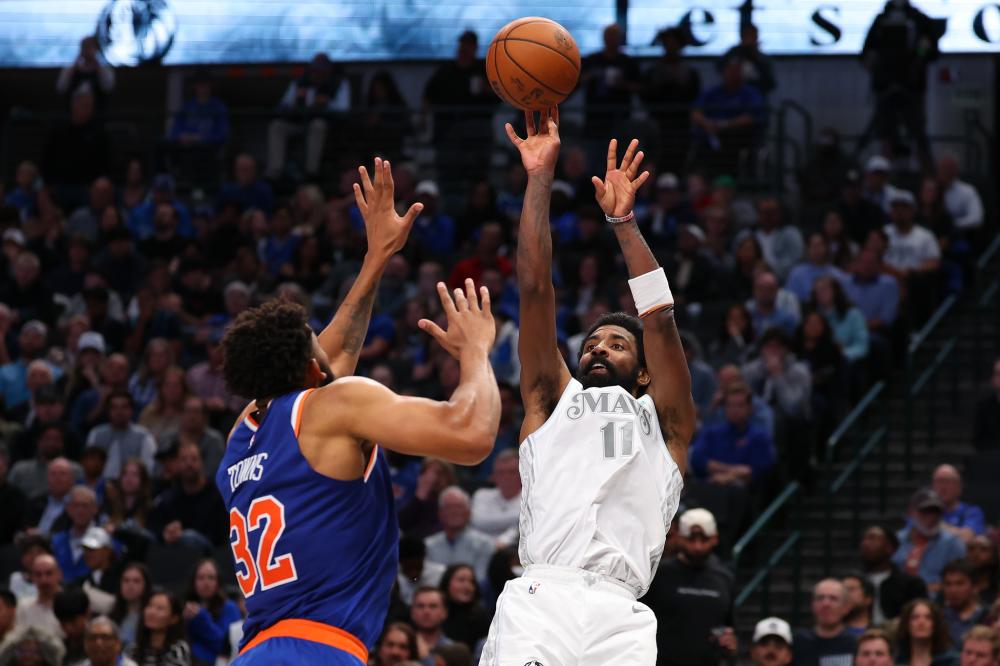 同时在脚下 同时在脚下